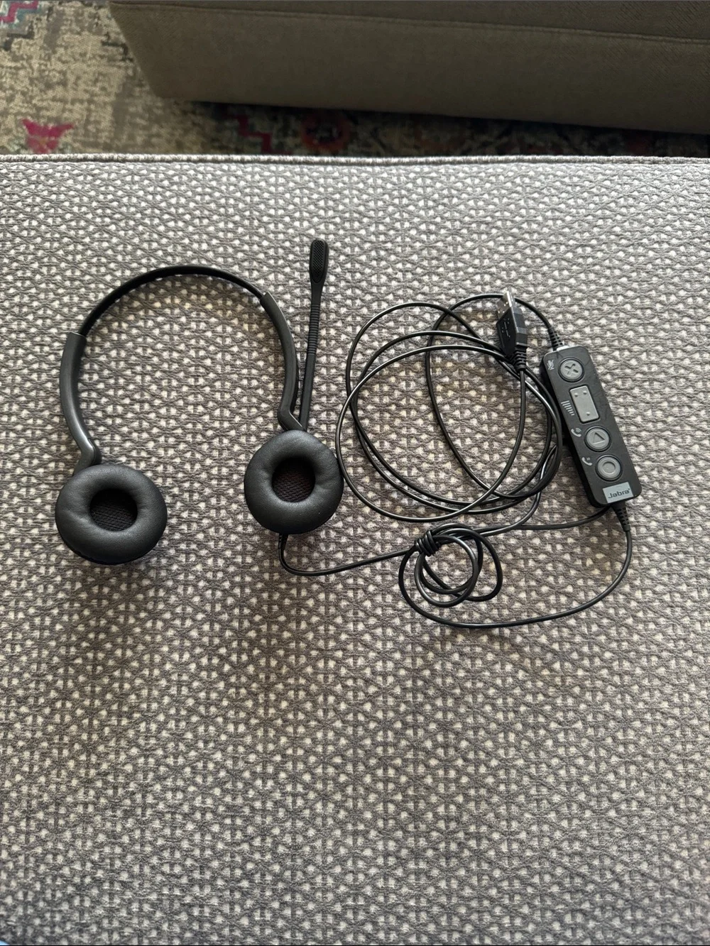 Wired Black Headset with Inline Controls - Jabra